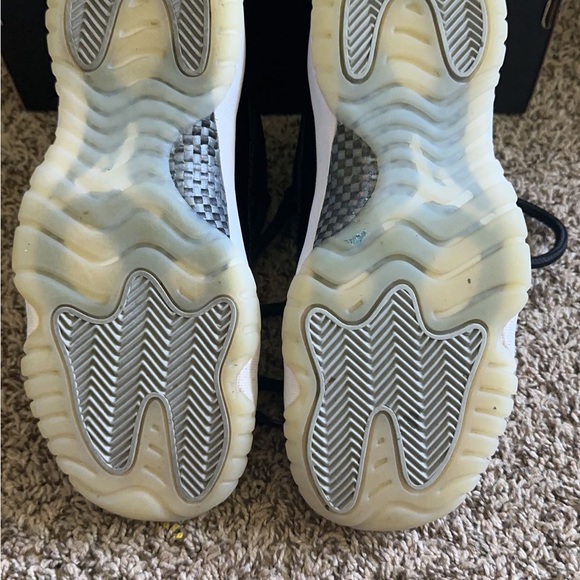 COPY - Air Jordan 11 Retro (GS) Jubilee - Picture 4 of 5